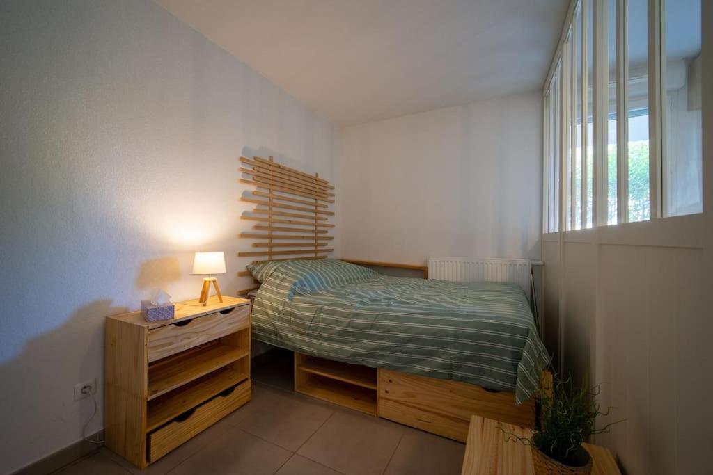 Fully Equipped Apartment With Terrace Sleeps 4 Marseille Exterior photo